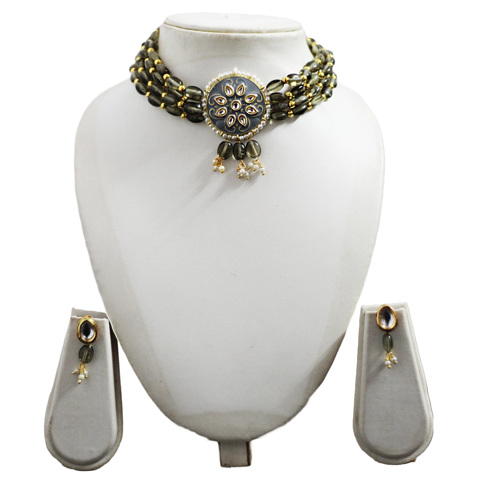 India Art Gold Plated Kundan Stone Earrings With Mangtikka